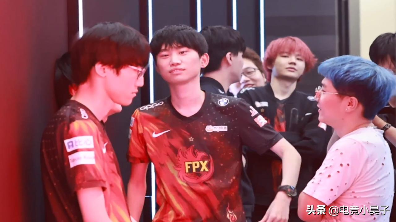 FPX Failed To Control Points FPX Defeated EDG And Entered The Group Of