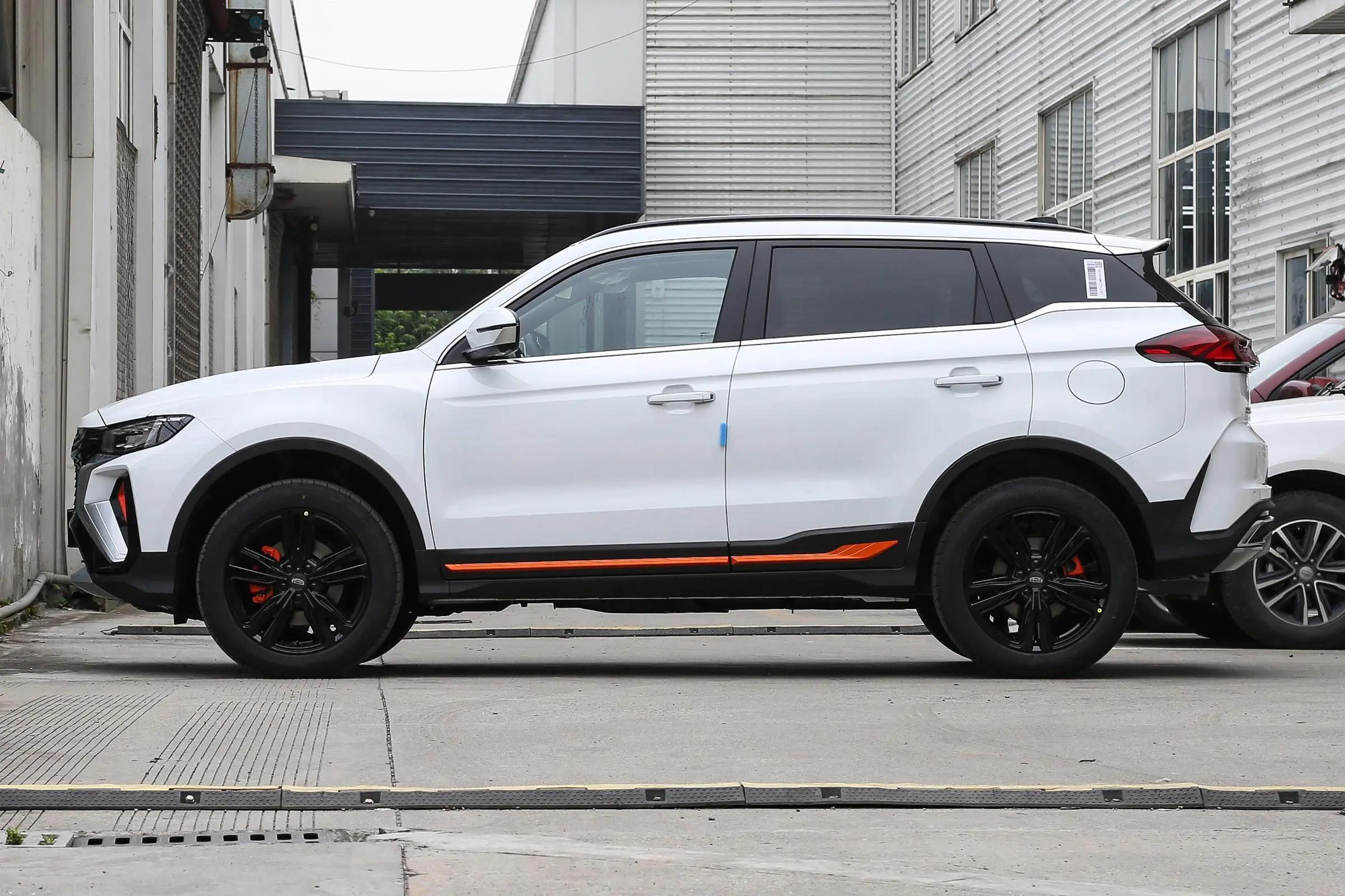 博越x 1 8td Dct智尊型 搭载1 8t 7dct 配置讨喜 指导价13 28万 资讯咖