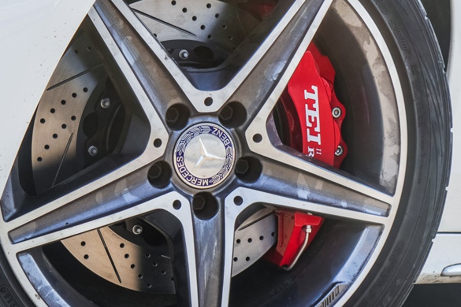 Brake calipers, MercedesBenz C200L modified TEI Racing P60ES street performance brake caliper