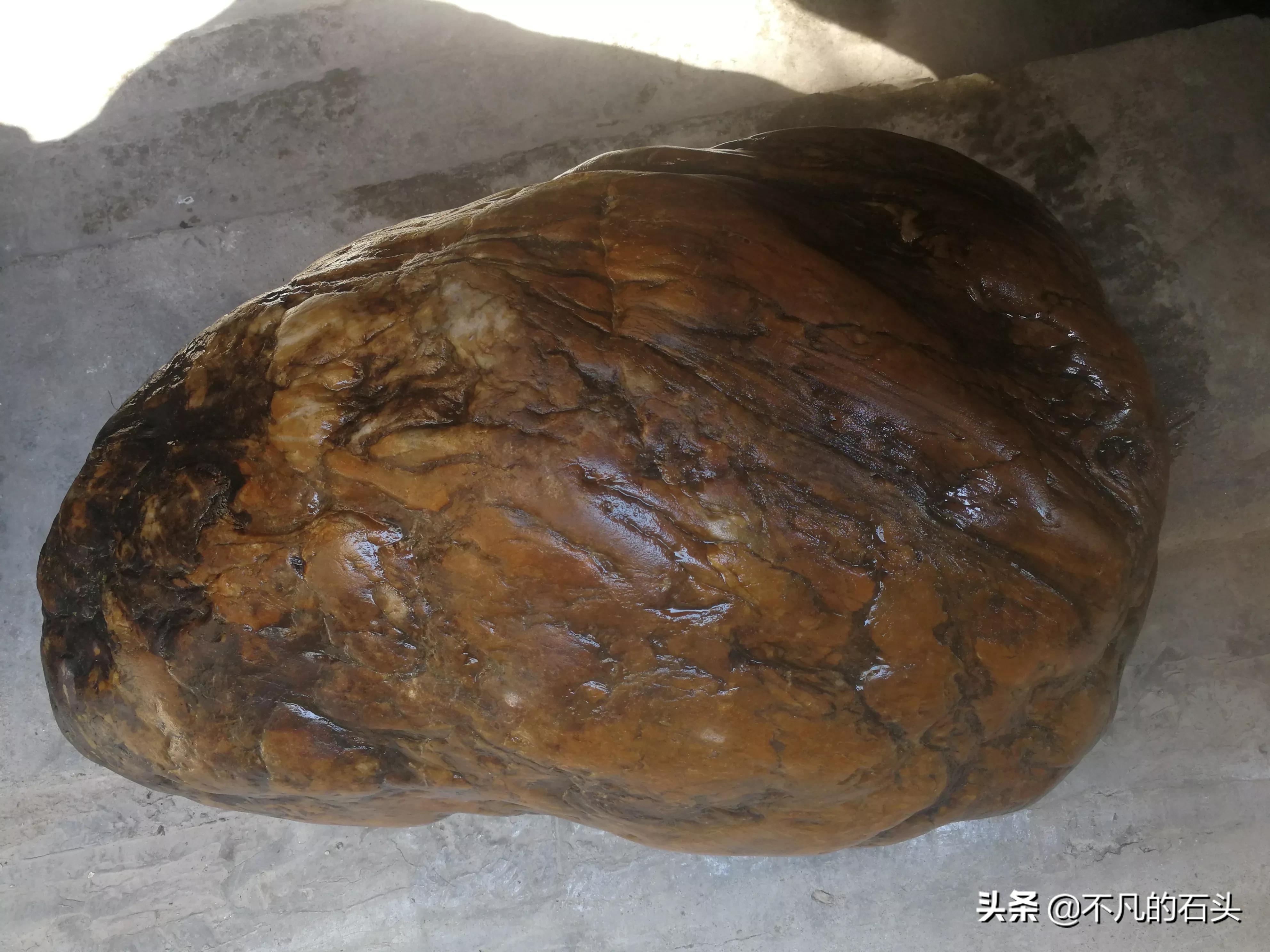 80 kg of stones sold for 800 iMedia