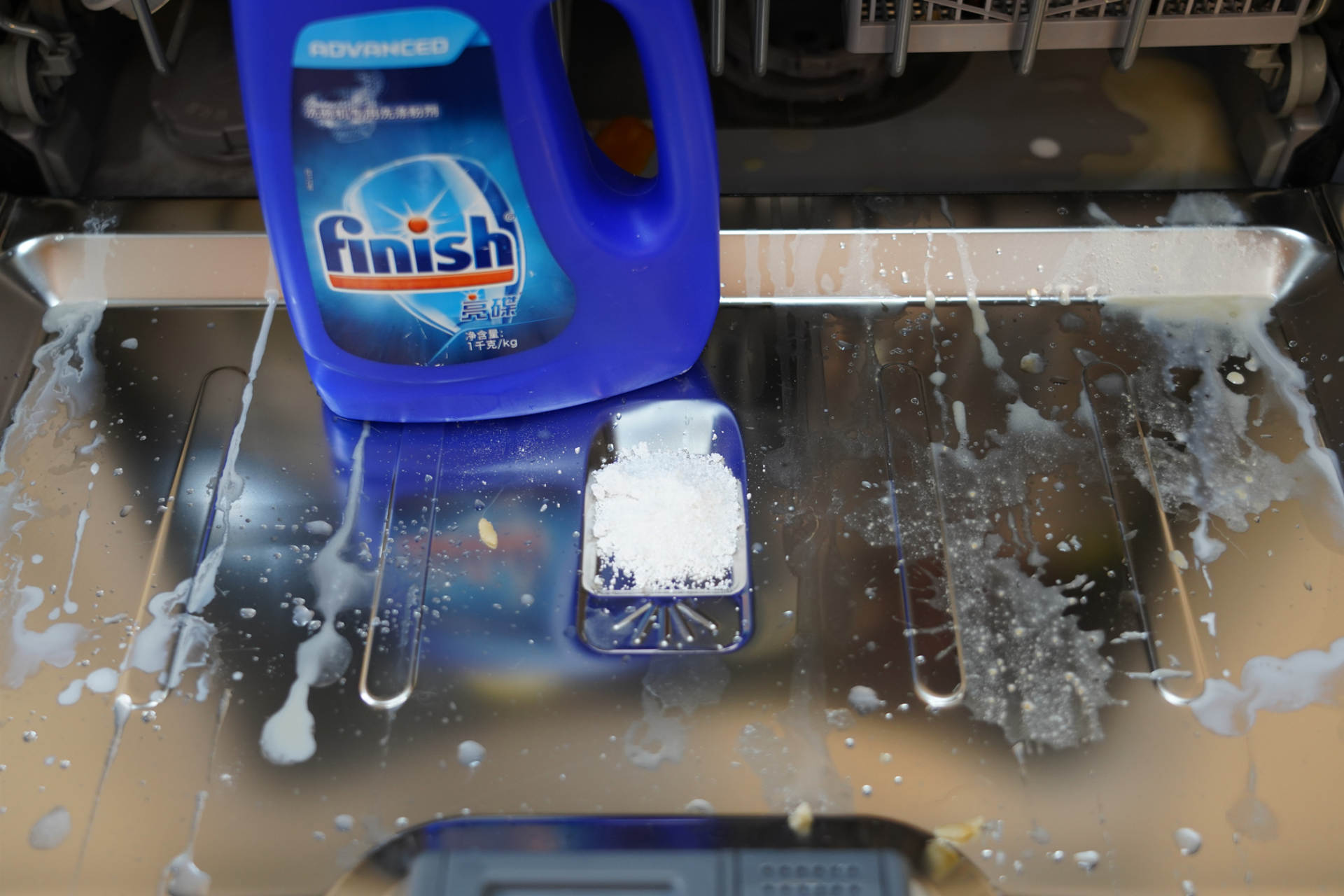 Highenergy bubble burst peeling stains & twostar disinfection