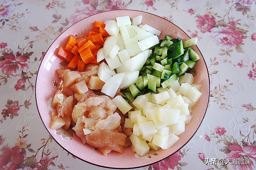 Give children more meat in winter. It is lowfat and highprotein, more