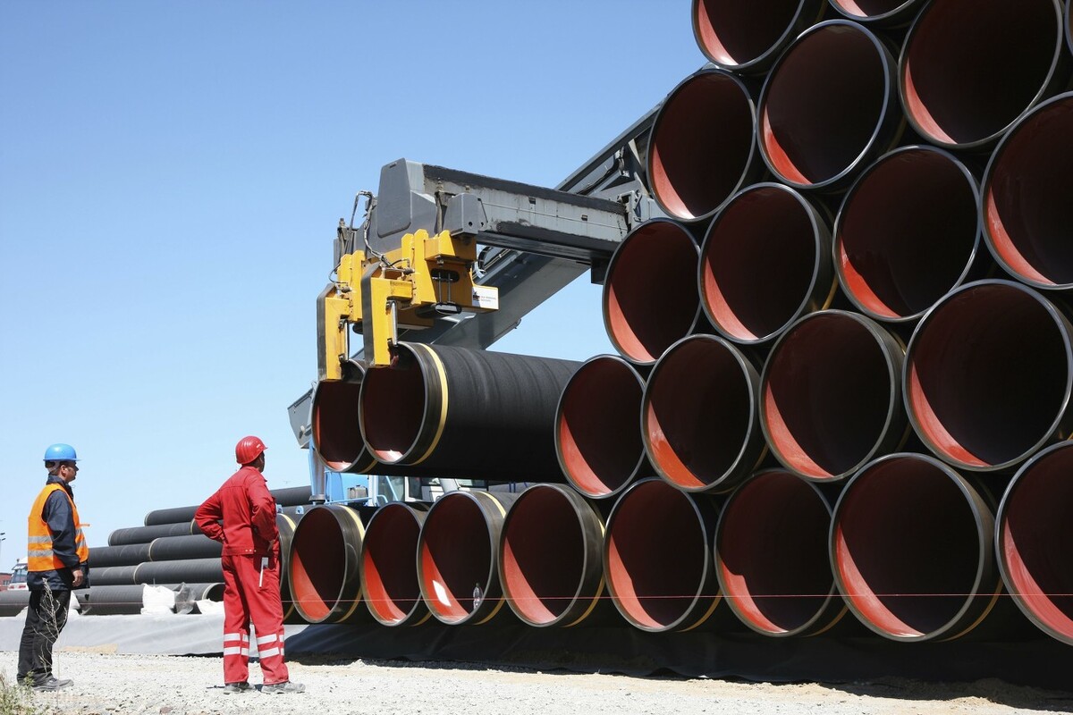 The world's top ten steel companies Japan and South Korea each, and