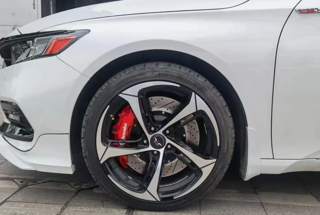18 Honda Accord upgrade Brembo V6 front six rear four double calipers iMedia