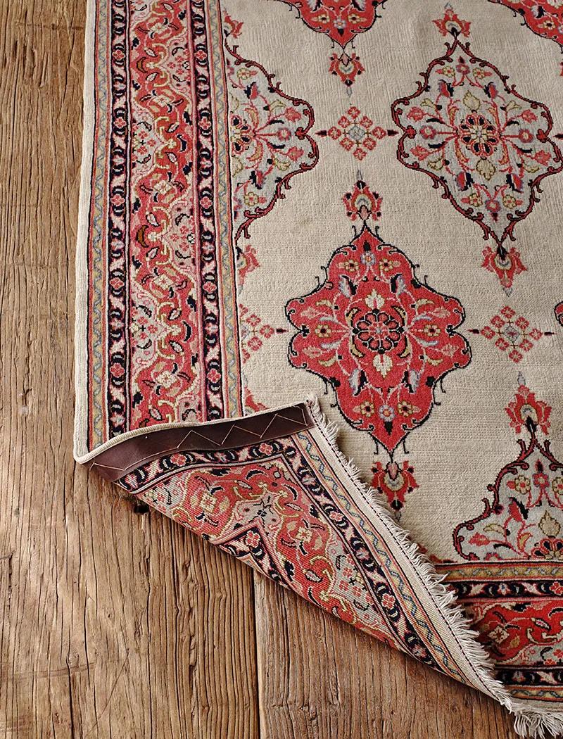 Why do woolen carpets shed? iMedia