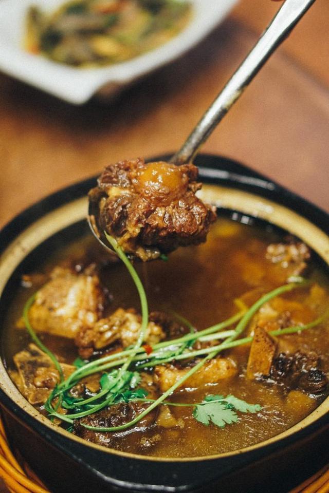 Grumpy!Wang Zengqi Taste delicious food from all directions, and taste the fireworks in the