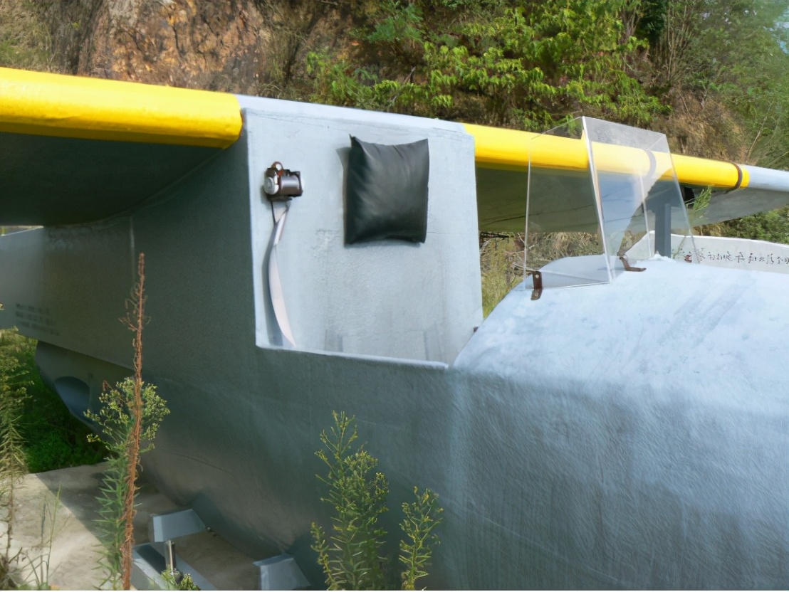 瘋狂的末日科技 神龍 滑翔特攻機 資訊咖