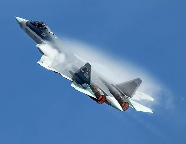 At the Moscow Air Show, the Russian Soviet-57 fighter plane performed ...