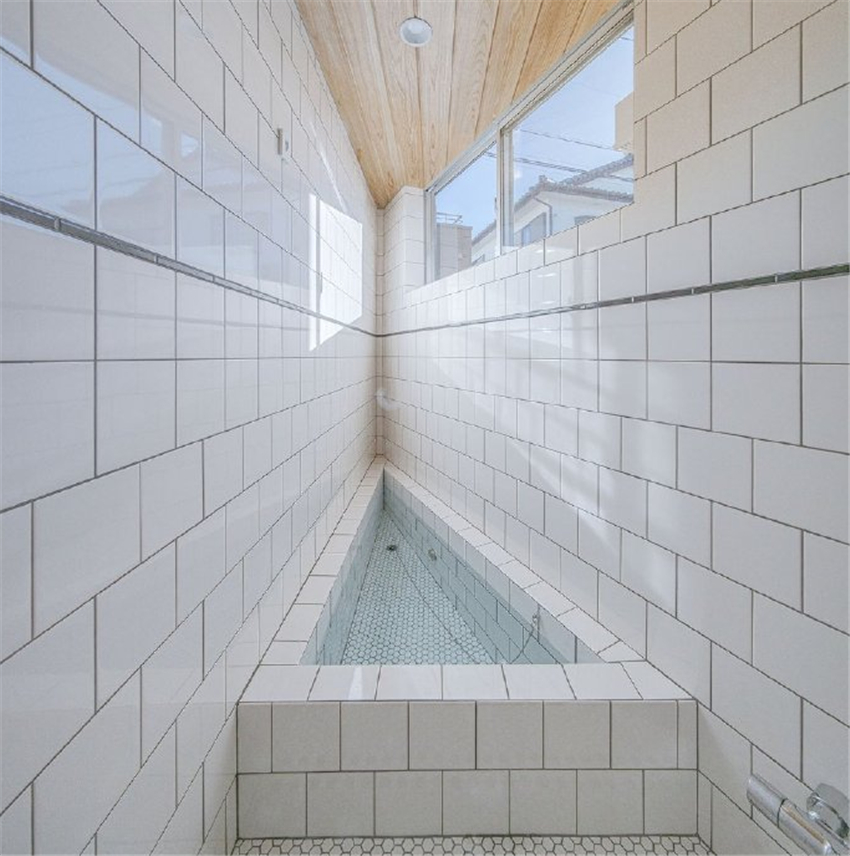 Japan is so strange about the