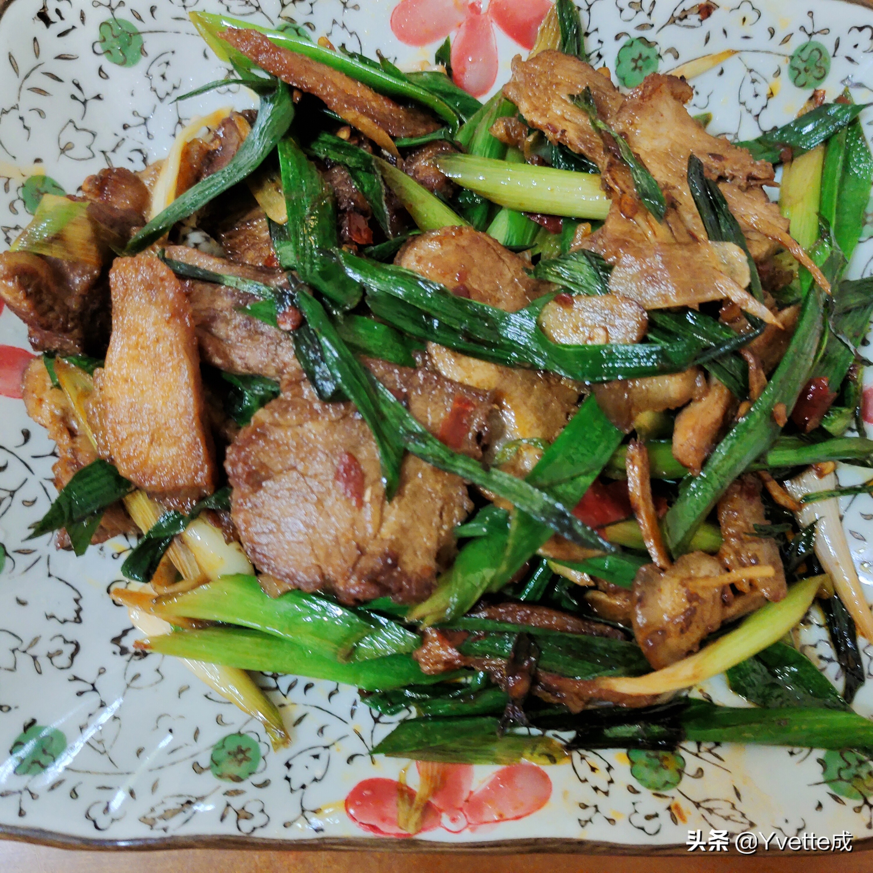 Twice Cooked Pork With Garlic Sprouts The Aroma That Can T Be Suppressed Inews