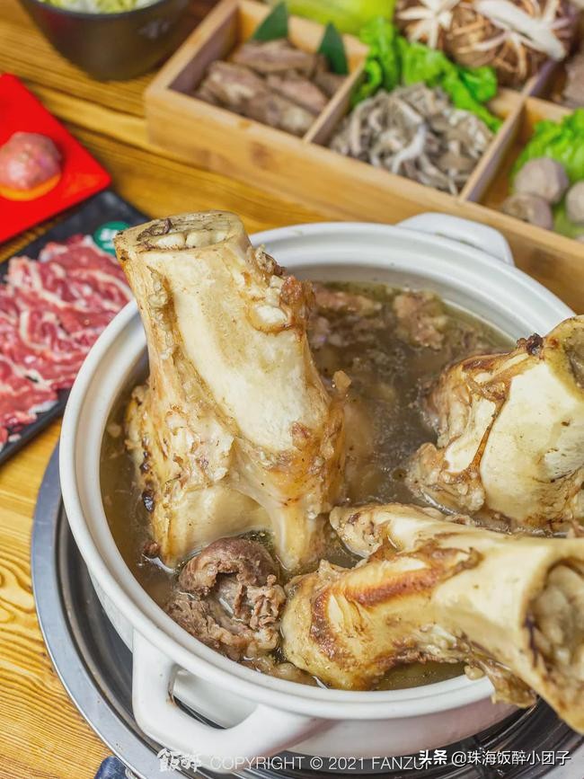 整煲啃个过瘾 红遍澳门的xxl 筒骨煲 来了 Mp头条