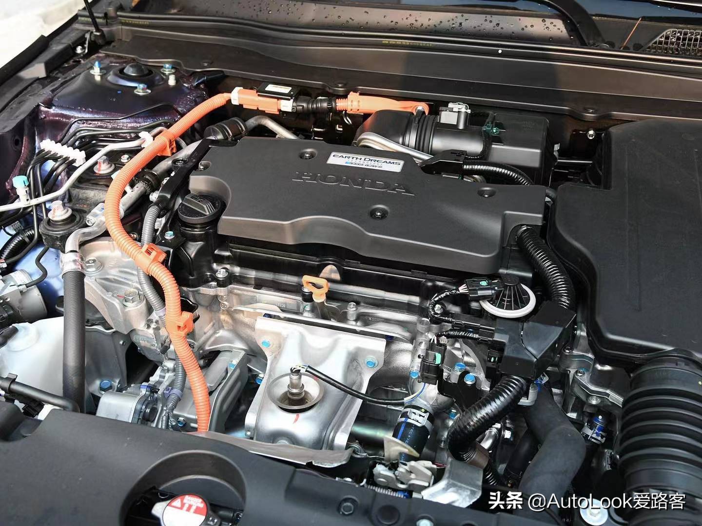 Both belong to Honda, what is the difference between Accord and INSPIRE