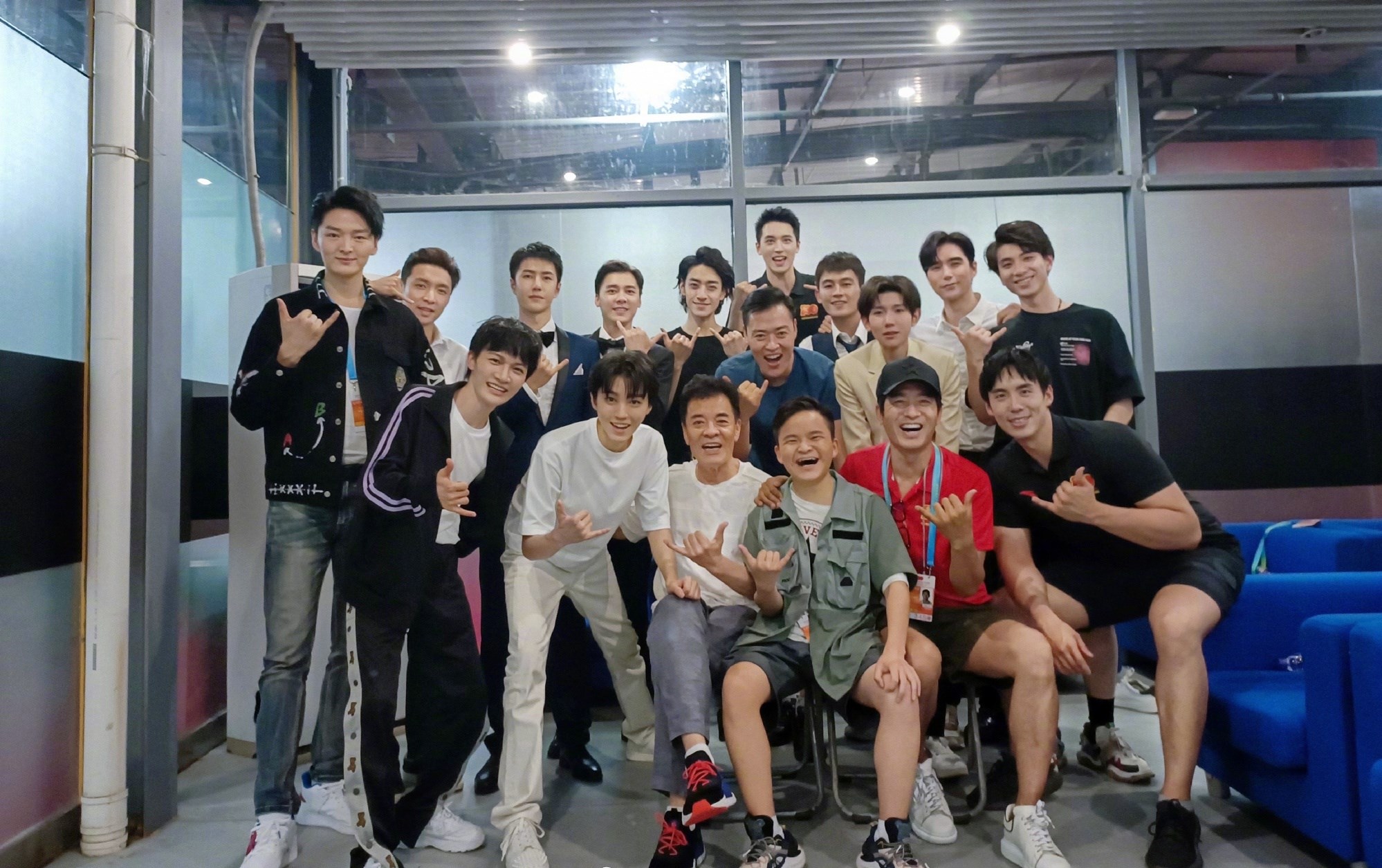 Liu Ye with Deng Lun and Li Xian, Xu Weizhou with Wang Bo and Zhang ...