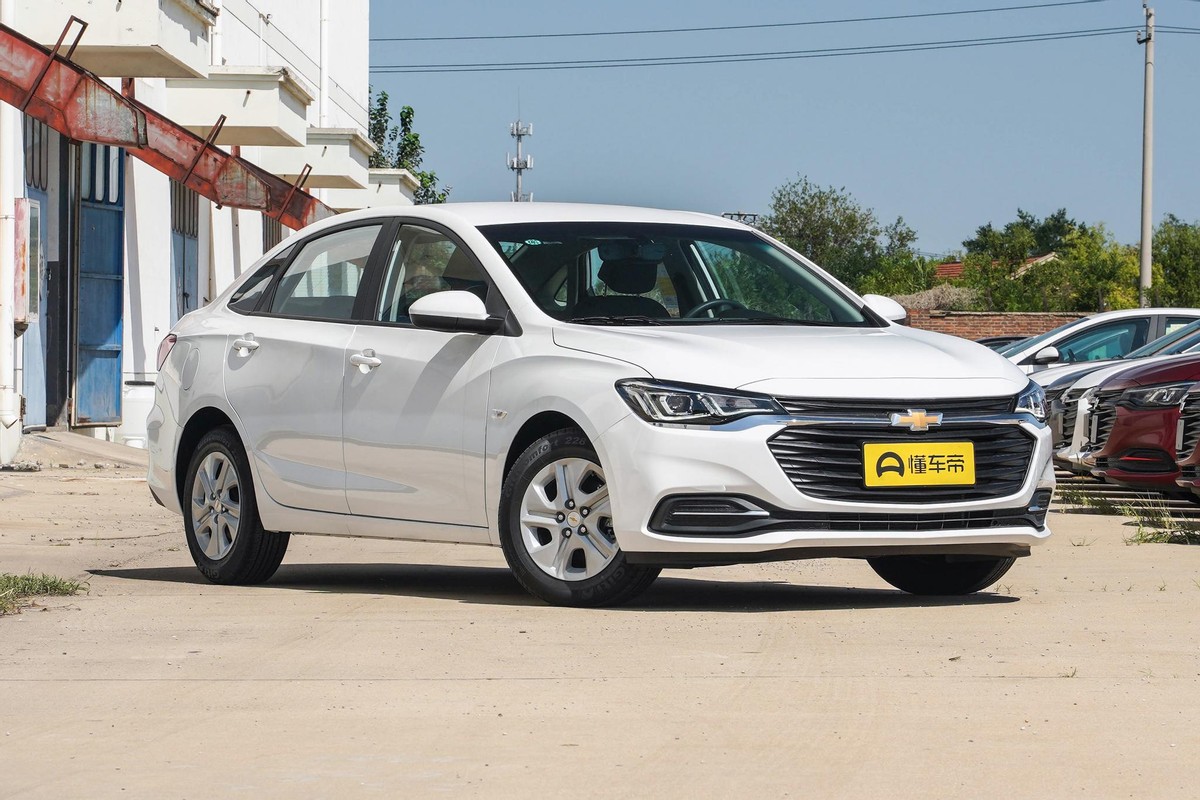 What should I do if the gearbox makes abnormal noise when the Cruze is