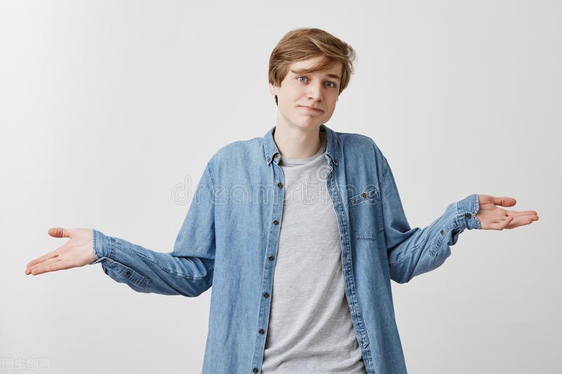 Eating black sesame seeds can cure hair loss and gray hair. Is it because our hair is black?fake