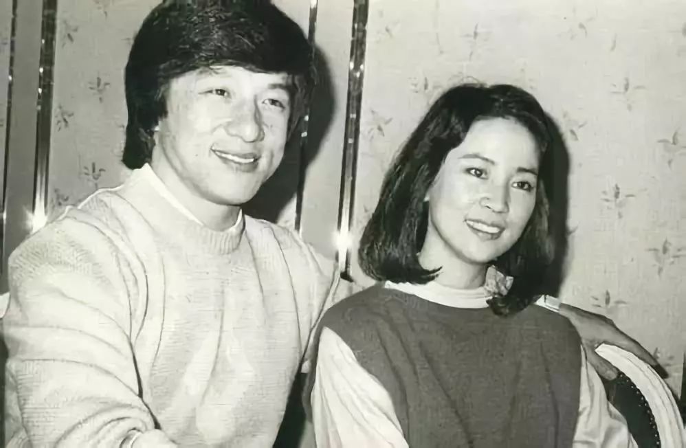She forced back Teresa Teng, reaped Jackie Chan, sitting on billions ...