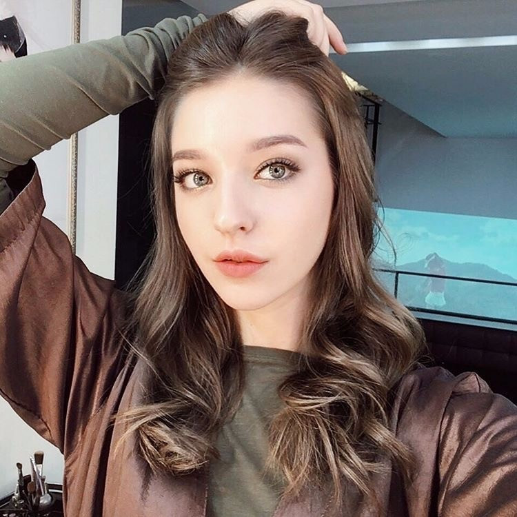 Russian Sexy Girl Angelina Danilova Meitu Imedia