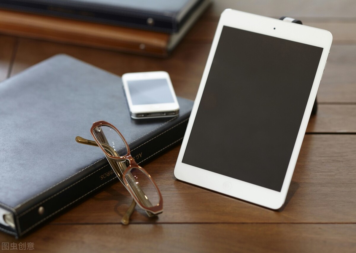 Why are tablets cheaper than smartphones? iMedia