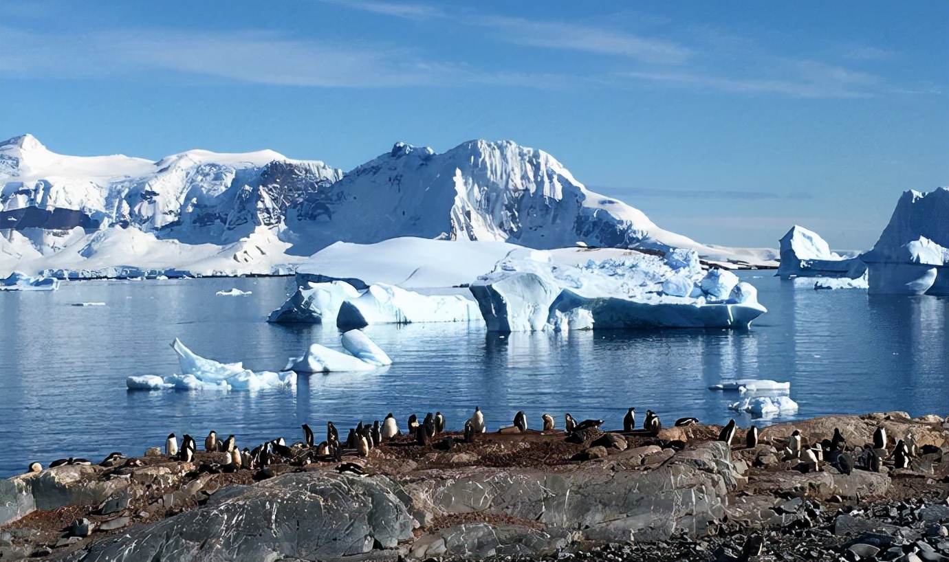 What is hiding in Antarctica?The more the scientific expedition team ...