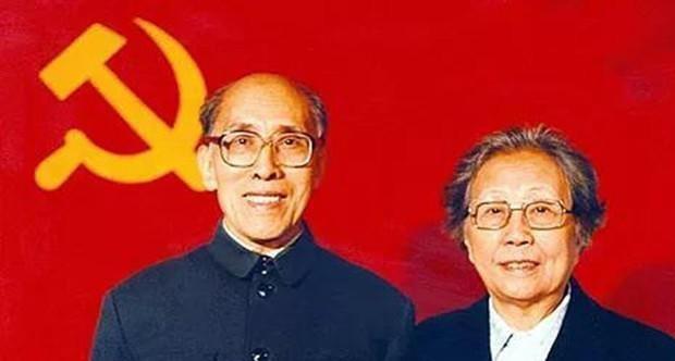 Legendary female spy: Shen Anna, like a sharp knife, pierced into 