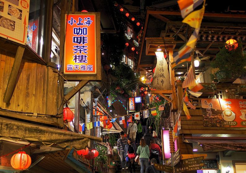 Jay Chou's alma mater?The filming location of Cape No. 7?Travel to