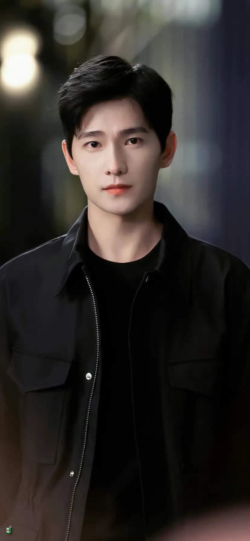 Handsome guy Hu Ge Zhu Yilong Yang Yang Luo Yunxi Ren Jialun on the ...