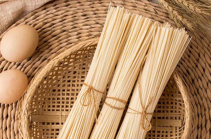 Eat noodles for 4 meals a day!Why are they so high in calories that