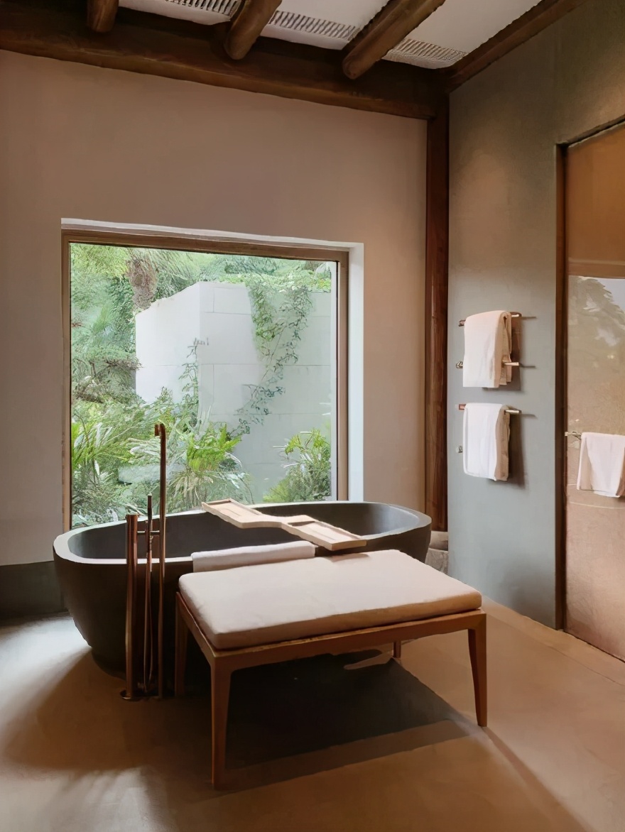 In 2021, I have stayed in the C list of the best view hotel, so