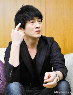 17 male actors born in 1984: Lee Seung-hyun, Zhang Han, and Jia