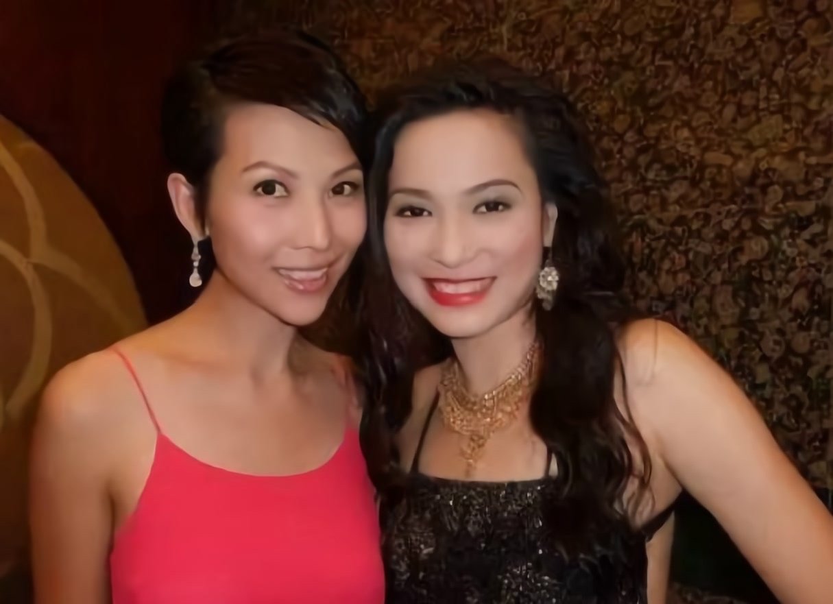 In order to marry the rich man, she dumped her boyfriend, who would