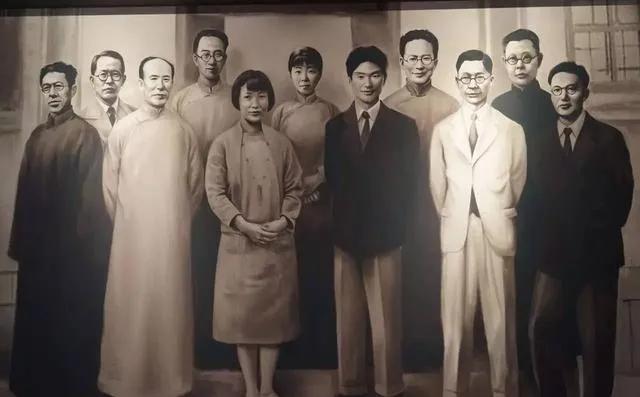 Wen Yiduo's "Red Candle" not only praises the red candle, but also reveals the cognitive process of people