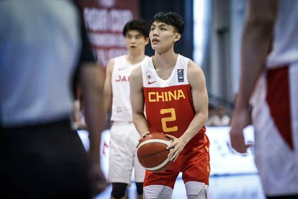 After Winning 58 Points In The Two Games Yao Ming Smiled Choosing Du Feng As The Coach Is Too Right Inews After Winning 58 Points In The Two Games Yao Ming Smiled Choosing Du Feng As The Coach Is Too Right Inews