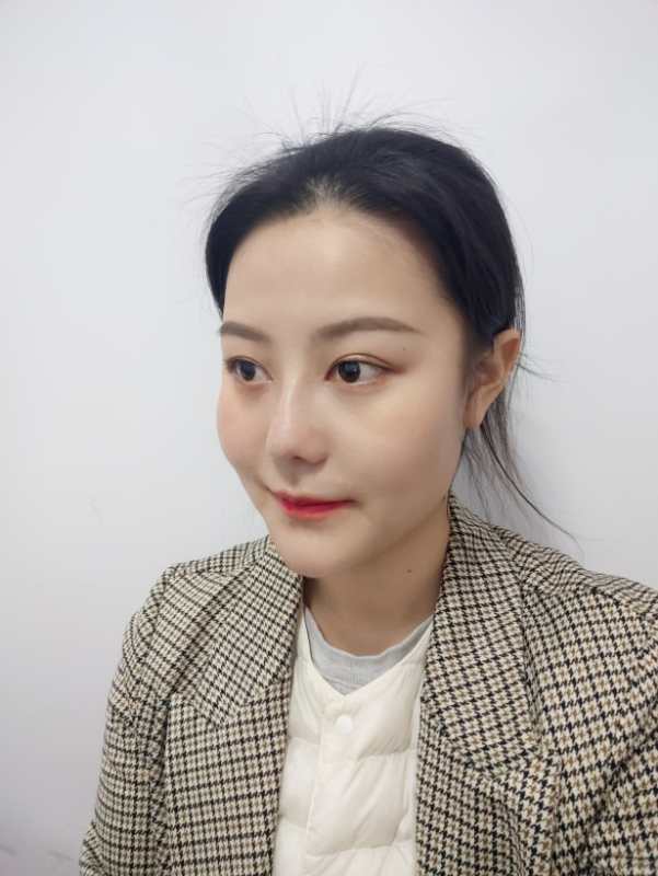 Big face, small facial features, and flat, learn these 3 tricks from her to save the big pie