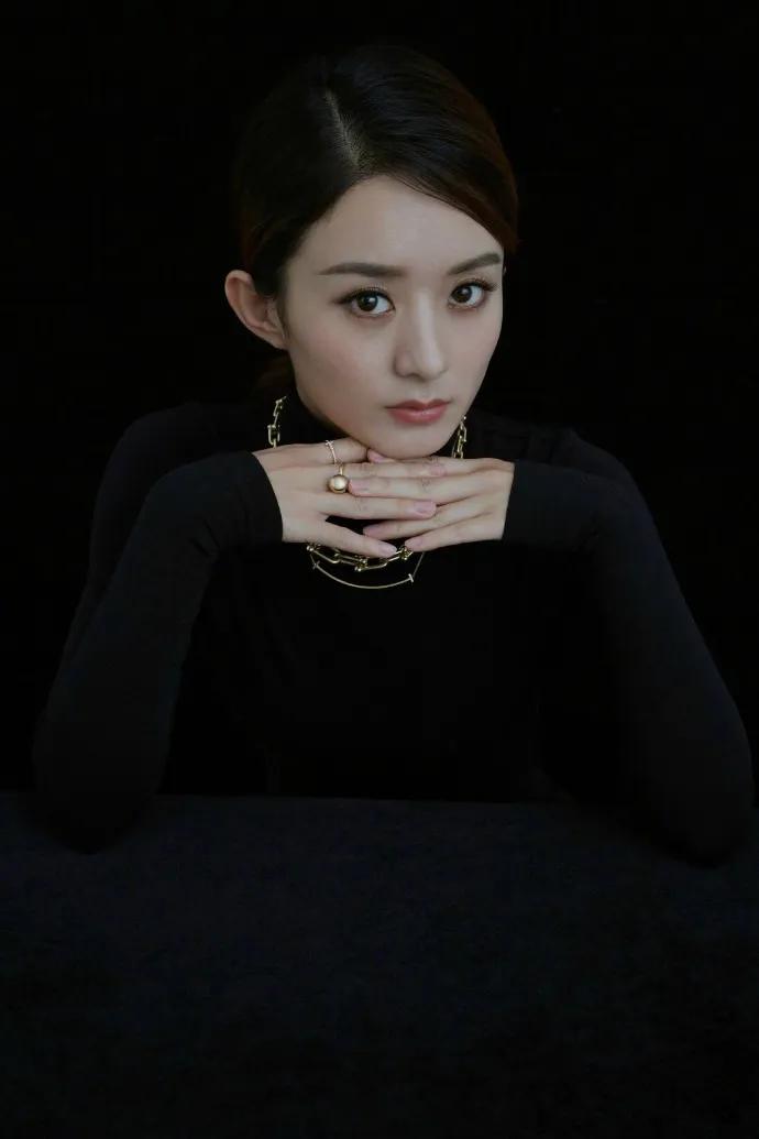 冷艳美人赵丽颖 又御 又a 又飒 太可了 清冷美人 资讯咖