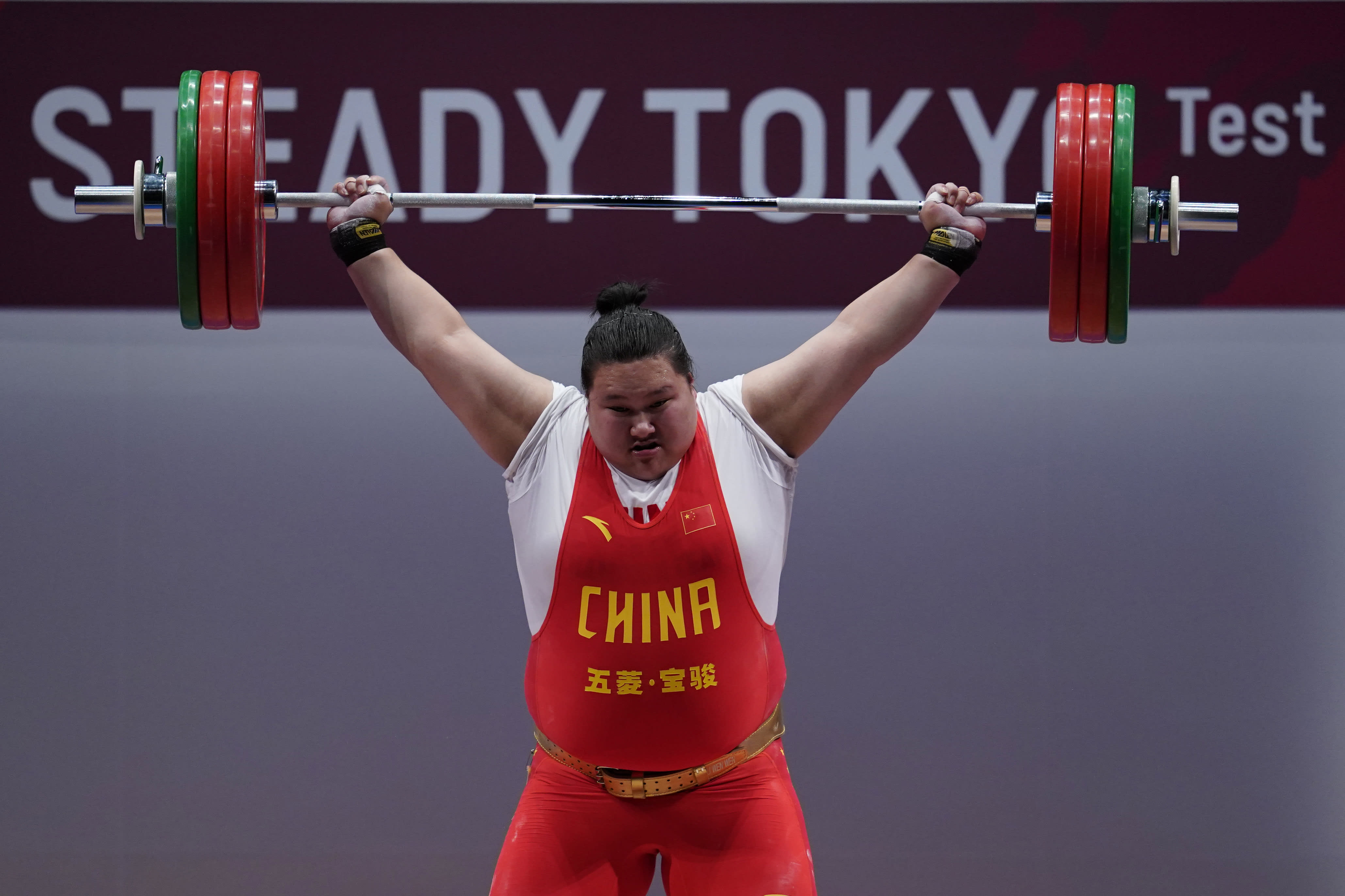 Weightlifter Loses Intestines