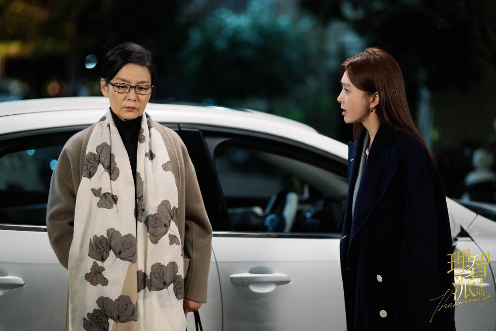 after-35-years-of-divorce-pan-hong-still-loves-her-ex-husband-deeply
