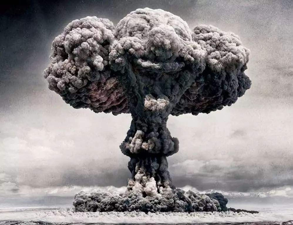 原子弹有多恐怖 爆炸中心的风速为每秒440米 是12级台风的10倍 Mp头条