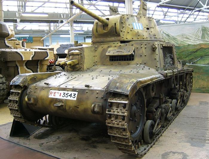 Italian M16/43 medium tank of World War II - iMedia