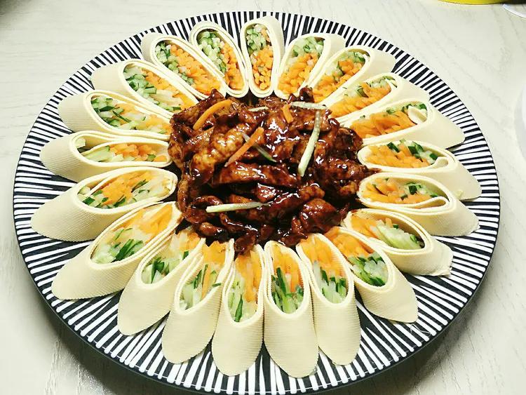 Shredded Pork and Bean Curd Roll with Beijing Sauce iMedia