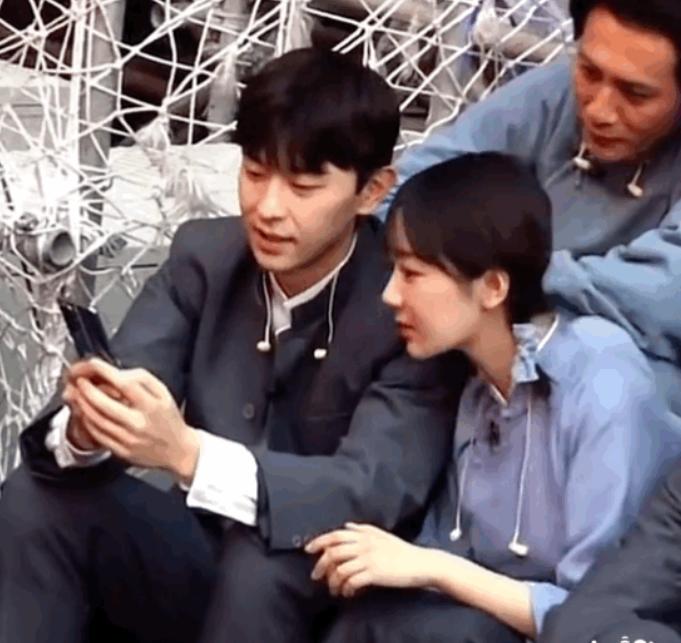 Deng Lun and Yang Zi have a good relationship, are friends in private