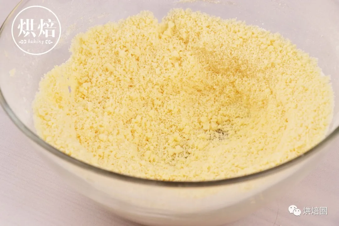 Singapore's net red bean curd tart turns out to be the best to eat cold