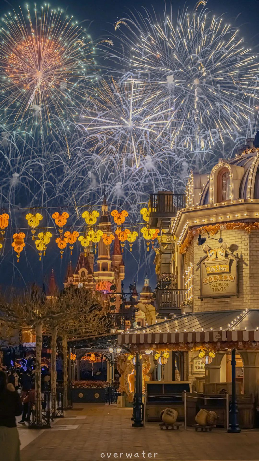 迪士尼 新年特别版花火来了噢 壁纸 背景 头像 资讯咖
