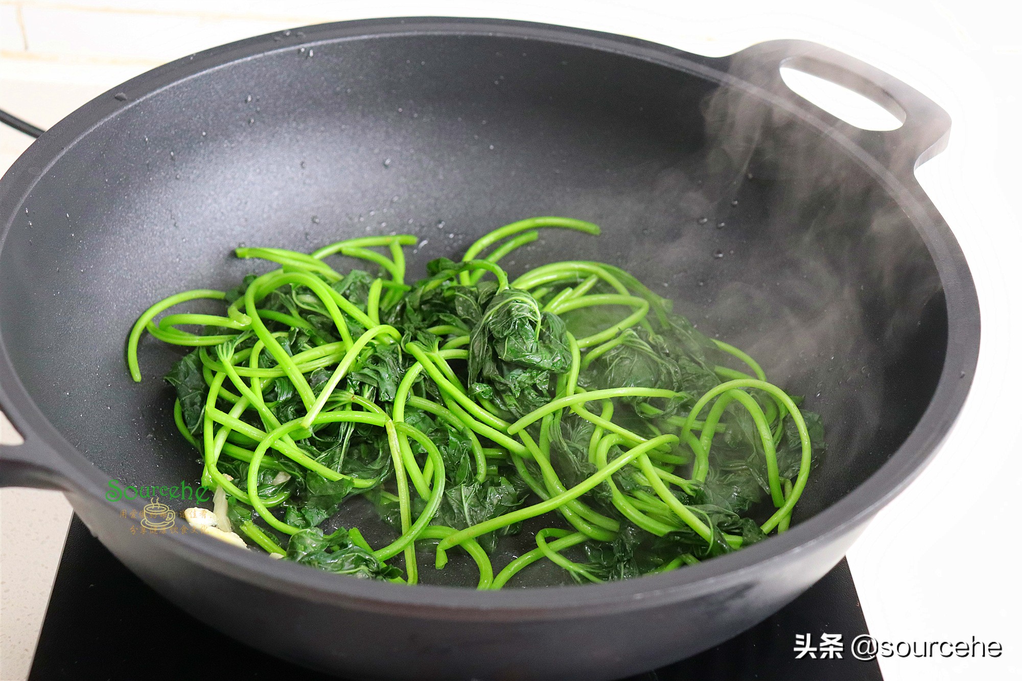 Sweet potato leaves are fed to pigs in the countryside. They are sold