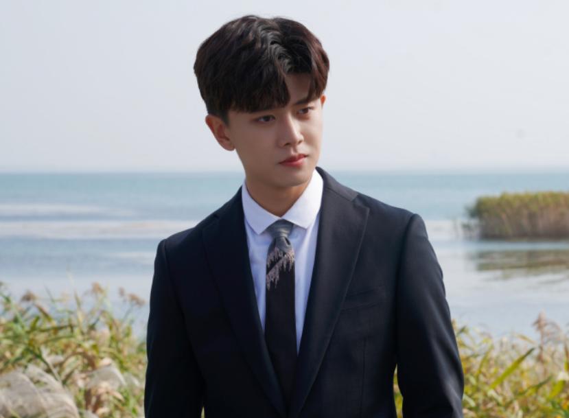 十八岁公开 二十岁订婚 二十二岁结婚 周峻纬会是下个任嘉伦吗 资讯咖