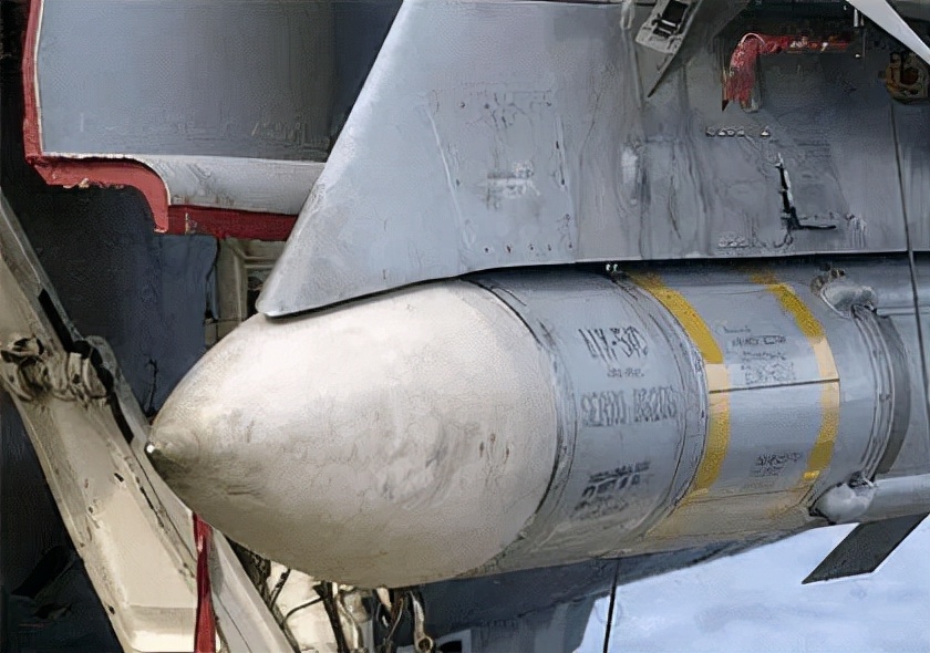 The world's first active radar-guided air-to-air missile has only one ...