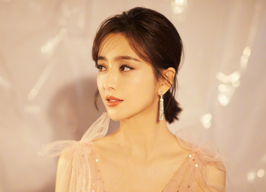 她是 回族第一美人 钟情于张铁林 为何转身嫁大23岁富豪 资讯咖