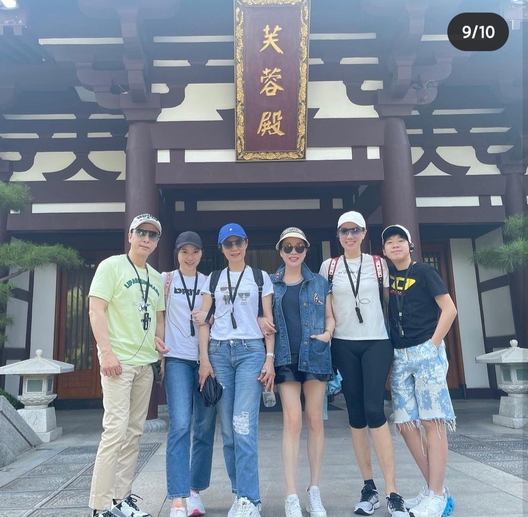 Donnie Yen's family traveled to Xi'an, and their children were taller ...