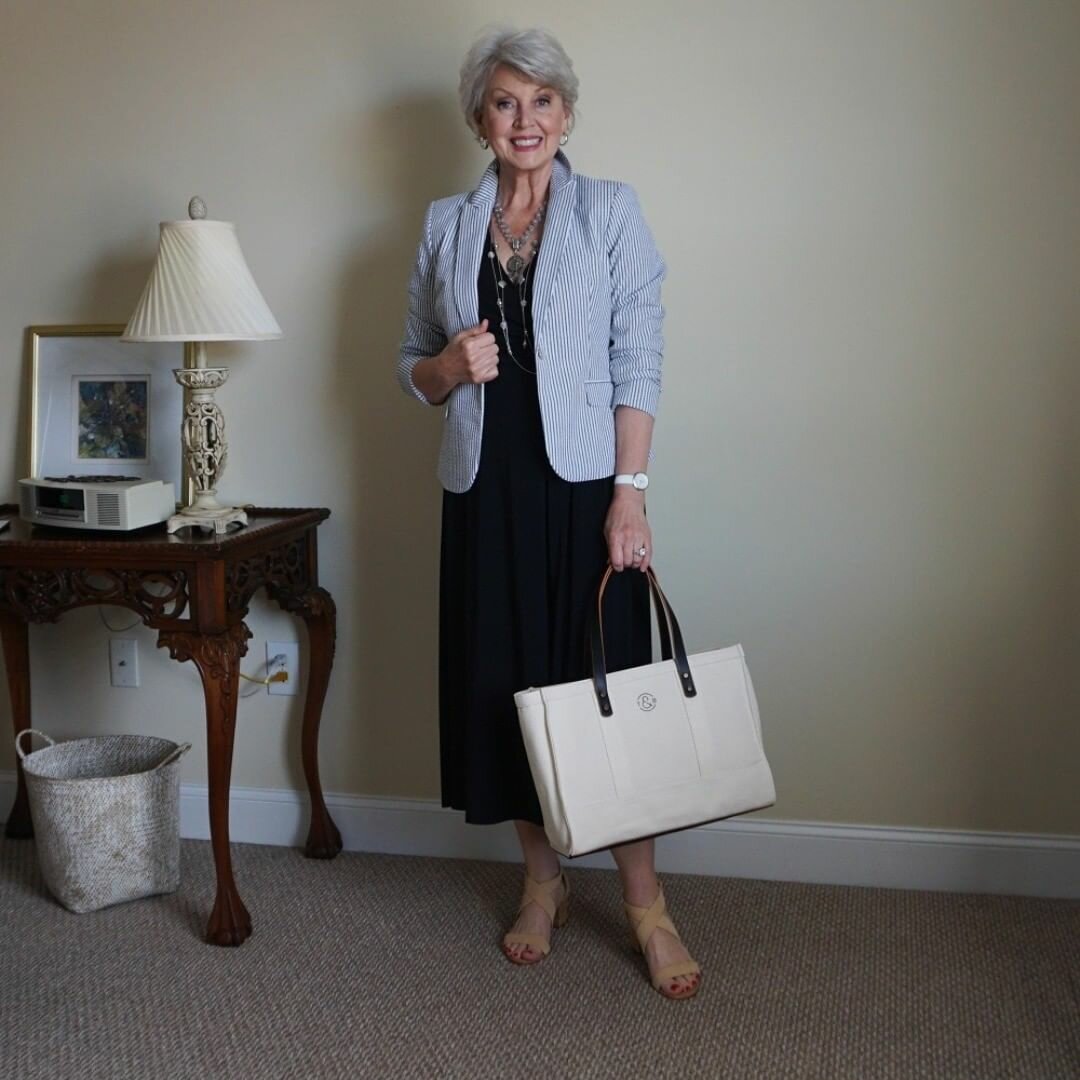 Fashionable casual wear for ladies over 60 how to dress decently for