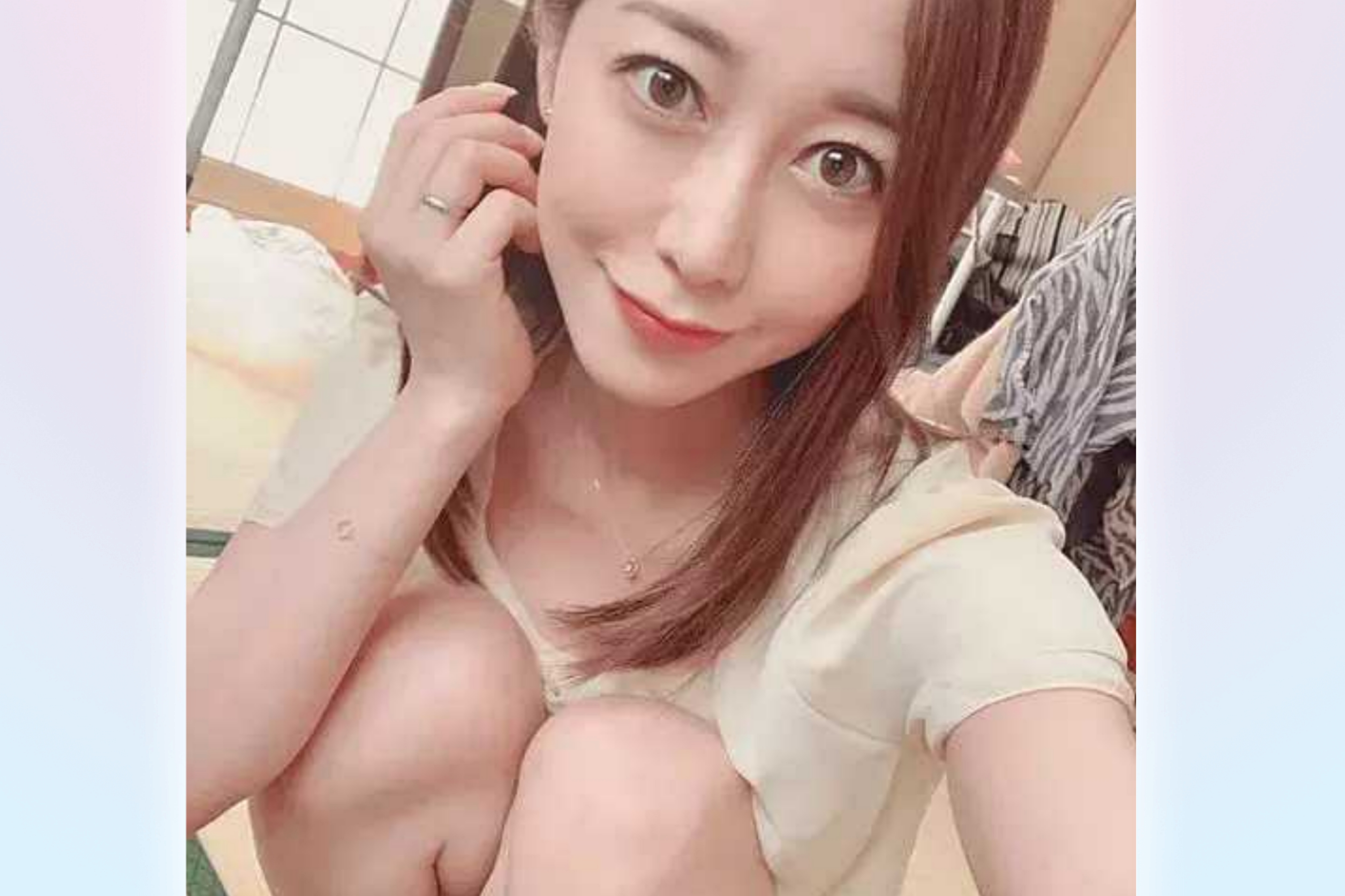 Japanese Mature Selfie