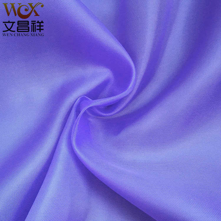 Which is better, Oxford cloth or polyester taffeta? iMedia